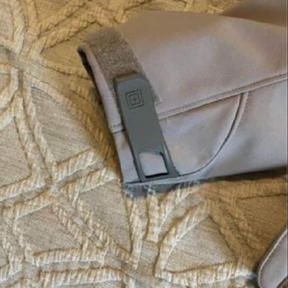 5.11 soft shell jacket - Picture 4 of 4